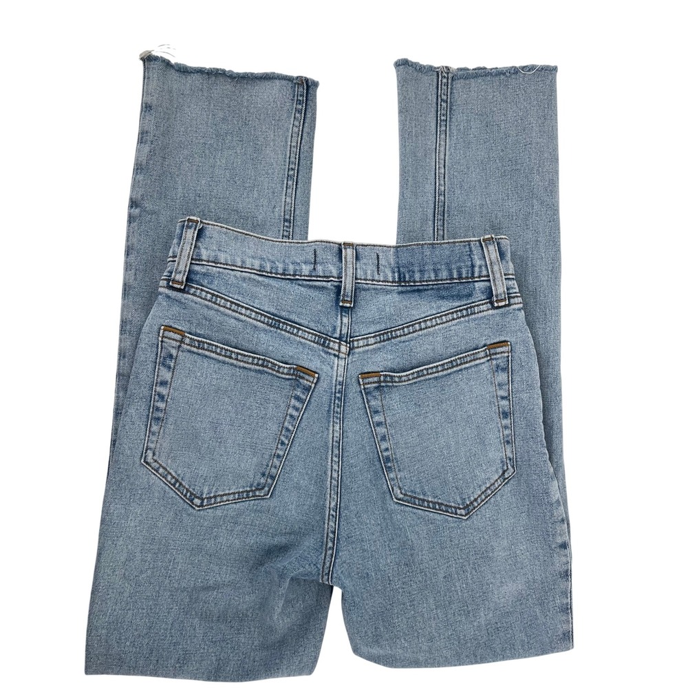 Abercrombie & Fitch The 90s Slim Straight Ultra High Rise Light Wash Jeans 24 00